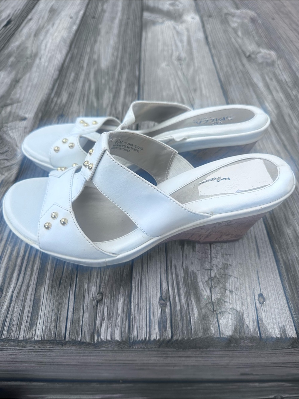Sbicca White Wedge Slide Sandals with Gold Studs